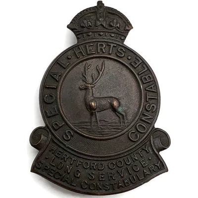 1914 Hertfordshire Special Constable Constabulary Long Service Lapel / Cap Badge - Image 1 of 3