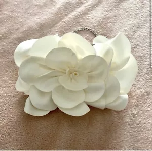 Sondra Roberts Satin Off-White Rose Box Clutch - Picture 1 of 3