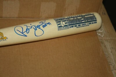 MILWAUKEE BREWERS ROBIN YOUNT SIGNED COOPERSTOWN BAT SILVER HOF 1999 JSA WITNESS - Image 1 of 3