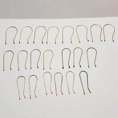 Prendedores de rolo quente cachos de vários tamanhos alfinetes de metal tom dourado usados - Imagem 1 de 4