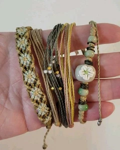 Pura Vida Set Armbänder Neutral Grün Gelb Beige 7er Set - Bild 1 von 3