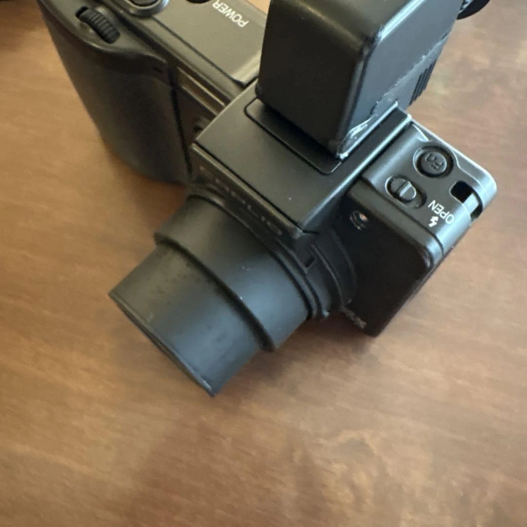 Ricoh Caplio GX100 Digital Cameras for Sale - Shop New & Used