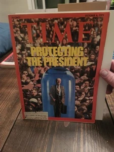 VTG Time Magazine October 6 1975 Gerald Ford in Protecting the President - Picture 1 of 1