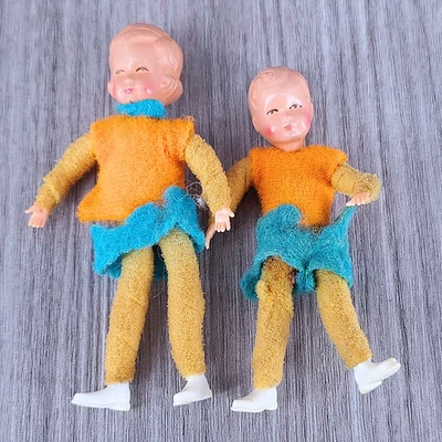 Figuras infantiles flexibles naranja y azul de muñecas caseras Caco Carolines Foto 1 de 4