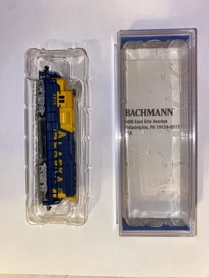 BACHMANN #63598 N Scale Diesel GP-40 8-Wheel Drive LOCOMOTIVE ALASKA Brand New - Image 1 of 4