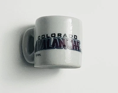 Colorado Avalanche NHL MINIATURA MINI TAZA DE CAFÉ TAZA 1 1/2" TAZA Foto 1 de 2