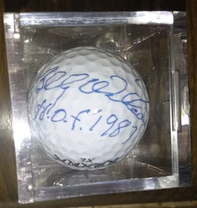 Billy Williams Autographed Golf Ball HOF 1987 In Cube - Picture 1 of 7