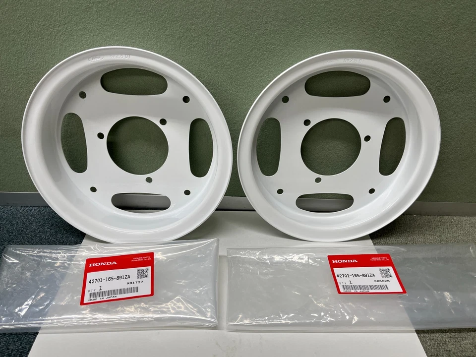 Honda Wheel Set Front or Rear Z50 R RD 80-99 OEM Honda White Rim Assembly - Image 1 of 2