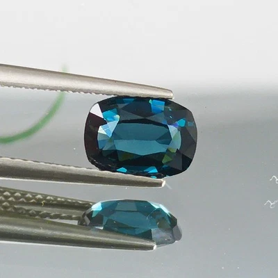 Cojín certificado espinela cobalto natural 1,58 quilates sin tratar Sri Lanka (00447) Foto 1 de 4