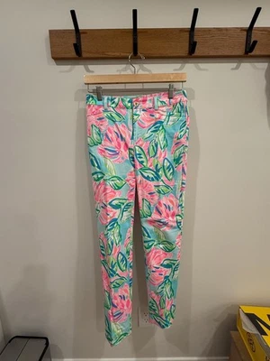 Pantalones capri Lilly Pulitzer sin forro * flores rosas * talla 2 * ¡¡USADOS EN EXCELENTE ESTADO!!! Foto 1 de 4