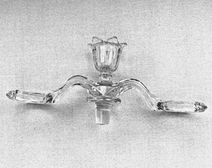 VINTAGE CAMBRIDGE CLEAR GLASS ESPERNE FLOWER TAPER CANDLESTICK CANDLEHOLDER ARM - Picture 1 of 6