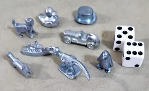 2017 Monopoly Replacement Money & Token Game Pieces 8 Total - Dinosaur, Penguin - Picture 1 of 3