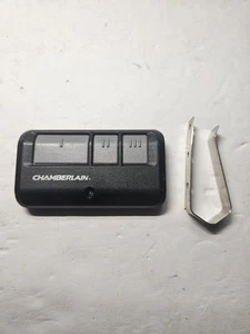 CHAMBERLAIN 953EV/EVC 3-BUTTON GARAGE DOOR OPENER - Picture 1 of 2