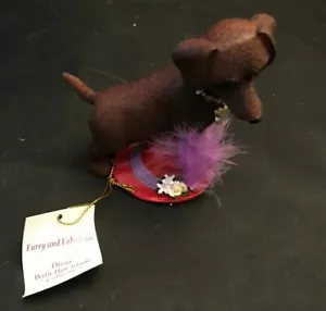 Furry and Fabulous Dog Hamilton Collection Divas With Hats Figurine NIB - Foto 1 di 2