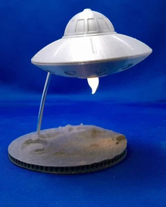 Handmade Flying Saucer Tealight Accent Lamp - Picture 1 of 6