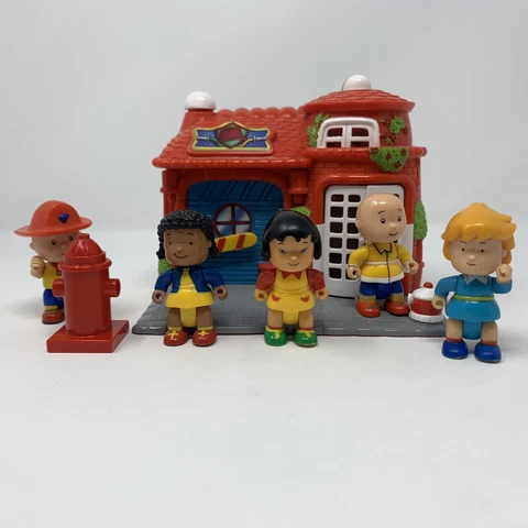 Caillou Lot 5 figures and Fire House Cover
