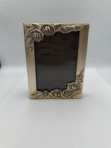 Album cadre photo métal orné de roses florales 81 ton argent mariage romantique chic - Photo 1/14