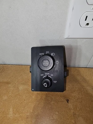 Interruptor de faros Buick Rendezvous 2001 Foto 1 de 3