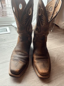 Ariat Herren Heritage Roughstock Western Eckige Zehe Stiefel 10002227 Größe 10,5 D - Bild 1 von 9