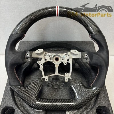 Volante de fibra de carbono apto para Toyota Crown/Alphard/Vellfire/MK2/AH20 2008-2015 Foto 1 de 4