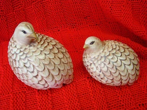 Juego de 2 pájaros de cerámica hechos a mano vintage firmados por el artista 441410 - Imagen 1 de 7