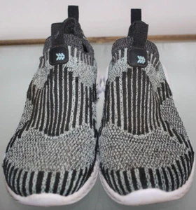Zapatillas deportivas Ortholite para niñas talla 4 verdes y negras cómodas usadas en excelente estado - Imagen 1 de 7
