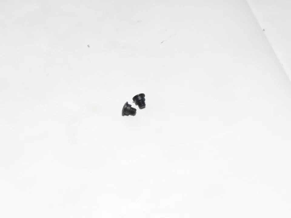 MUGA2005 MUGEN MTC2R 1/10 EP TOURING CAR TOP DECK FLEX PLATE SCREWS - Image 1 of 1