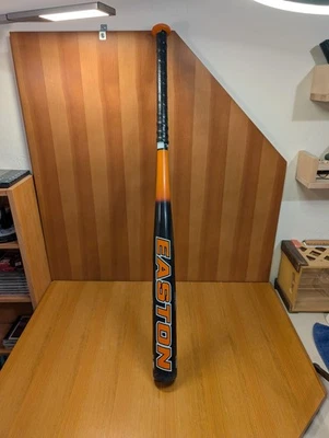 Bate de softbol de metal EASTON Cyclone SK34 33"/26 oz. (-7) 2-1/4" naranja - en muy buen estado Foto 1 de 4