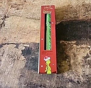 Revolution X The Grinch Resting Grinch Face Liquid Eyeliner Black - Picture 1 of 2