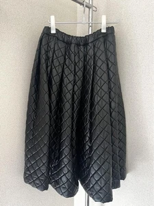 Comme Des Garcons Quilted Skirt Synthetic Leather Black - Picture 1 of 3