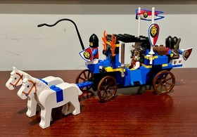 LEGO Castle: King's Carriage Complete Royal Knights  Vintage Set 6044