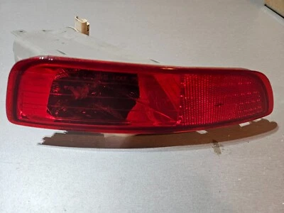 2010-2013 Volvo XC60 Rear DRIVER Side Marker Reflector Lamp - Image 1 of 4