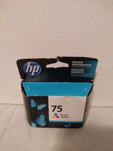 Hp Tri-color Ink Cartridge - Picture 1 of 5