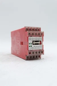 Elan SRB-NA-R-C.33-115V Safety Relay - Picture 1 of 4