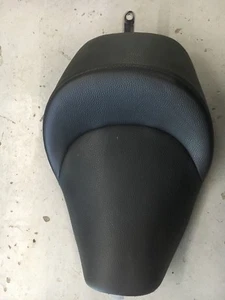 IST BigIST Solo Vinyl Seat for Harley Davidson XL Sportster - Picture 1 of 8