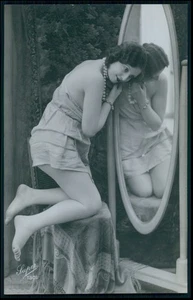 Espejo mujer desnuda francesa bb elegante glamoroso original antiguo años 20 foto postal - Imagen 1 de 2