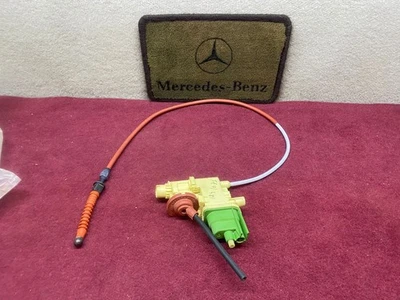 Cable de retención de transmisión automática Mercedes Benz A1242701673 NOS Foto 1 de 4