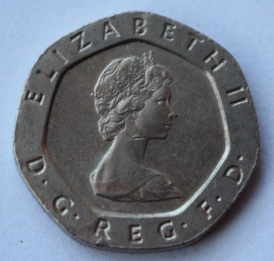 British 1982, Queen Elizabeth II, Twenty Pence Coin. 20p Coin (W33). - Image 1 of 2
