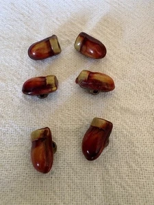 6 Deco / Vintage Celluloid Buttons Leaf Shape - Picture 1 of 3