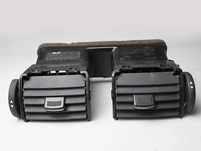 2004 - 2008 Suzuki Forenza Grille Air Vent Nozzle Dashboard Panel Unit  96554909 - Изображение 1 из 4