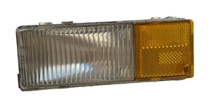 5967828 TURN LIGHT assembly amber clear RH front GM NOS - Picture 1 of 14