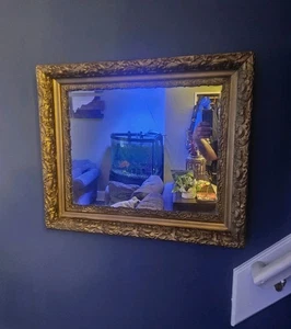 Antiker verzierter Wandspiegel aus Holz 25,75" x 21,5" x 3" - Bild 1 von 21