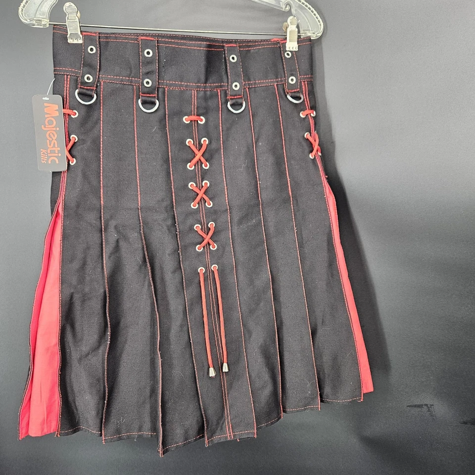 Majestic Kilts Kilt Para Hombres 30 Negro Rojo Utilitario Plisado Con Cordones Anillo en D Gótico Punk Foto 1 de 4