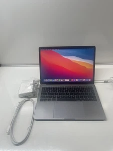 Apple MacBook Pro 13" Laptop (i7-7660U) 16GB Ram 500GB NVMe A1708 - Afbeelding 1 van 9