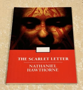 The Scarlet Letter by Nathaniel Hawthorne, 2015 Paperback Book - Bild 1 von 14