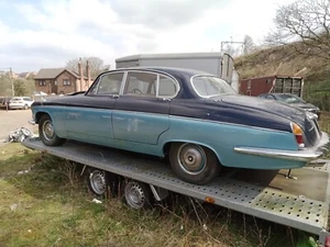 Jaguar 420 G Mk 10 In Need Of Some Restoration - Silver &Blue - Picture 1 of 7