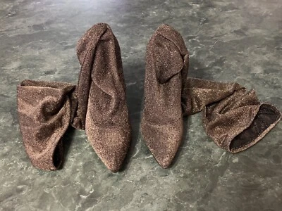 Liliana Pointed Toe Gold Metallic Thigh High Boots 8.5 Stiletto Heel Sock Boot - Image 1 of 4