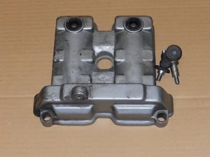 HYOSUNG GT 650 R 2005 VENTILDECKEL VORNE ZYLINDERKOPF DECKEL FRONT VALVE COVER - Bild 1 von 6