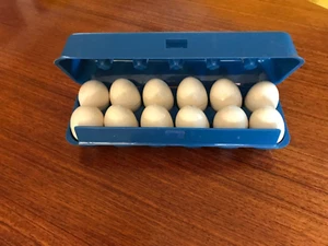 Vintage Toy One Dozen Eggs Count Em A Child guidance Toy Collectors No.3490 - Picture 1 of 2