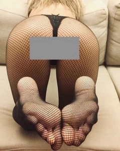Digital Image 8x10 Photograph Risque Erotic Art woman Model Mature curvy - Picture 1 of 1